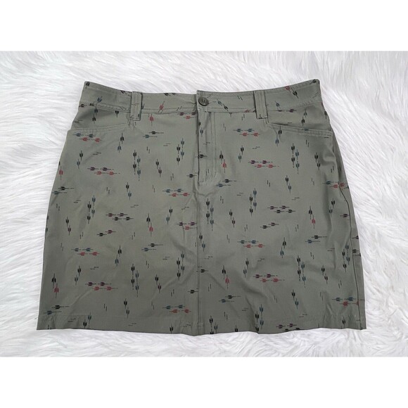 Eddie Bauer Dresses & Skirts - Eddie Bauer Green Skort Size 14 Pockets Stretchy Arrow Print‎ Tennis Golf Casual